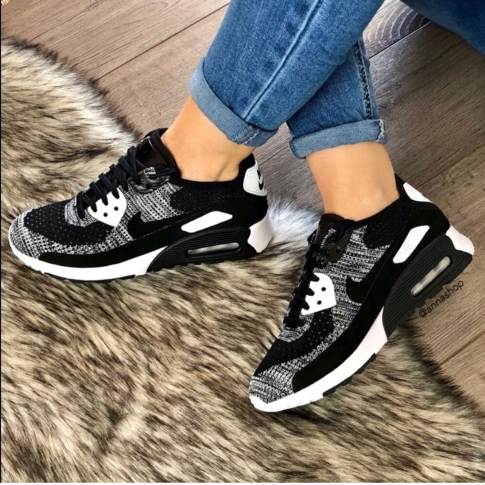 FLYKNIT 🐼 AIRMAX like new ! women’s